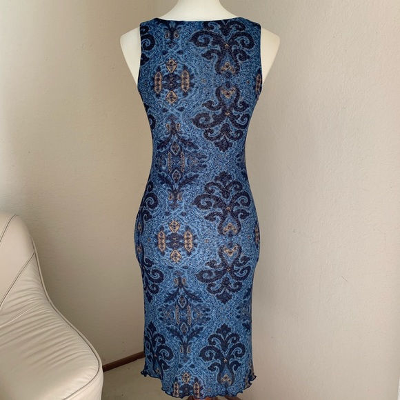 Ruby Dress - Picture 2 of 6